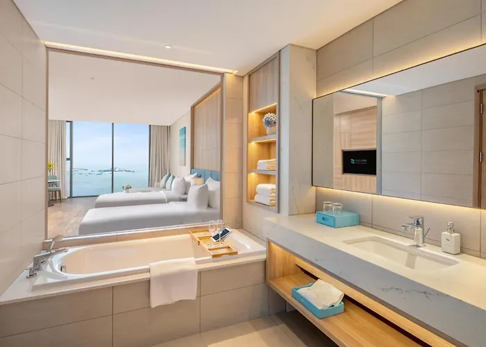 Alacarte Bay Hotel Ha Long